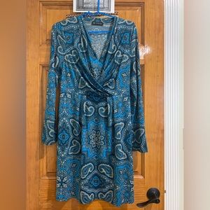 Women Pullover jersey dress by INC size Medium.       Used - like New